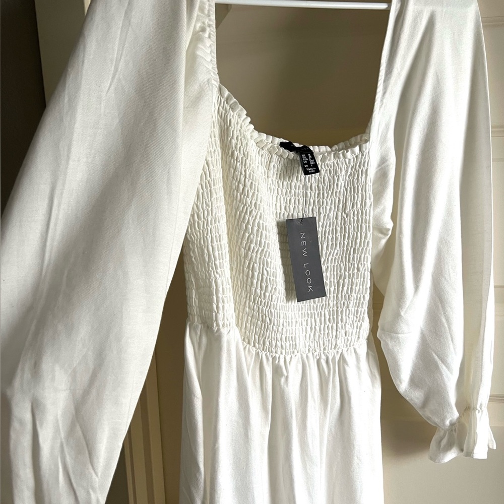 White dress - Picture 2 of 3
